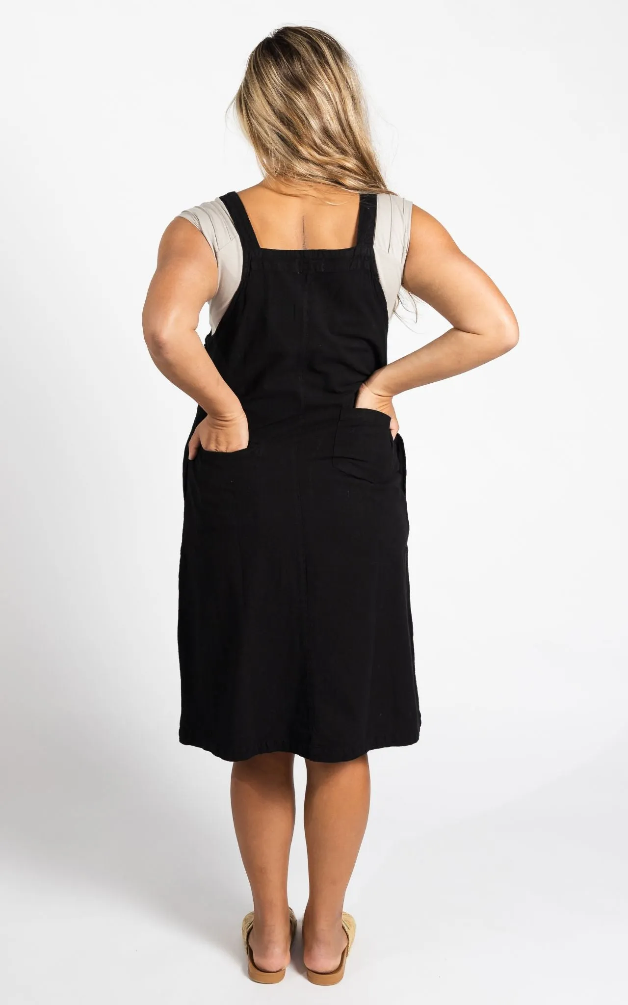 Ayla Pinafore