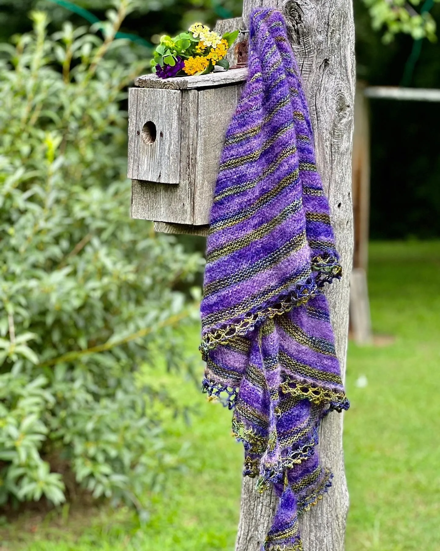 BeeScape Shawl Kit