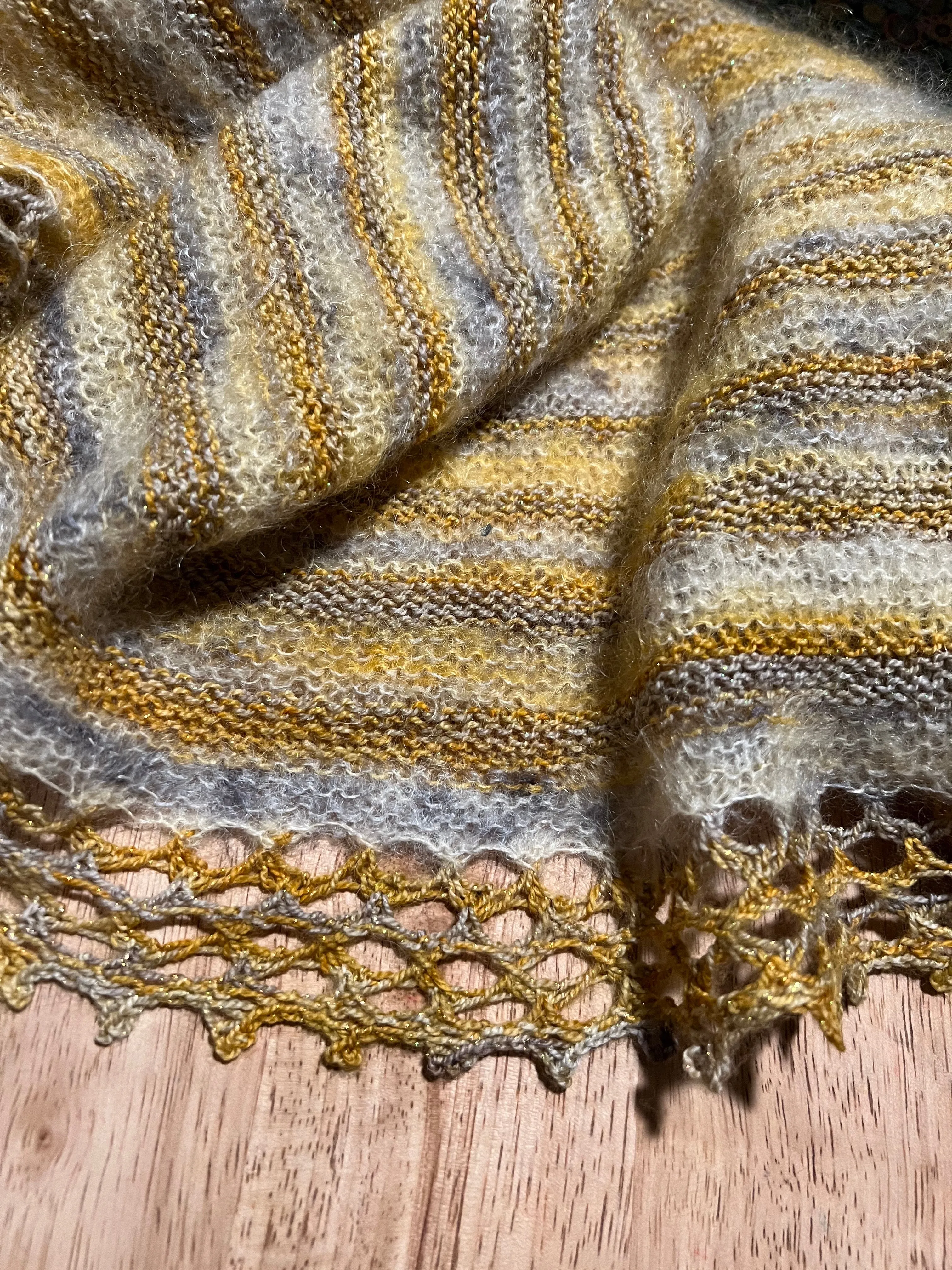 BeeScape Shawl Kit