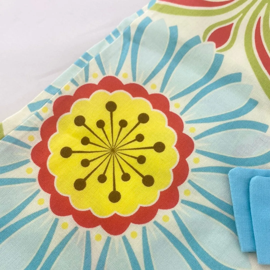 Binksy and Bobo Sash Top (Pop Daisy w/Teal sash)