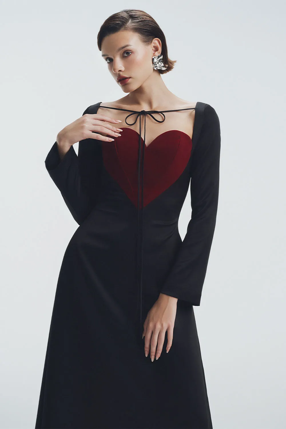 Crimson A-line Heart Neck Velvet Midi Dress