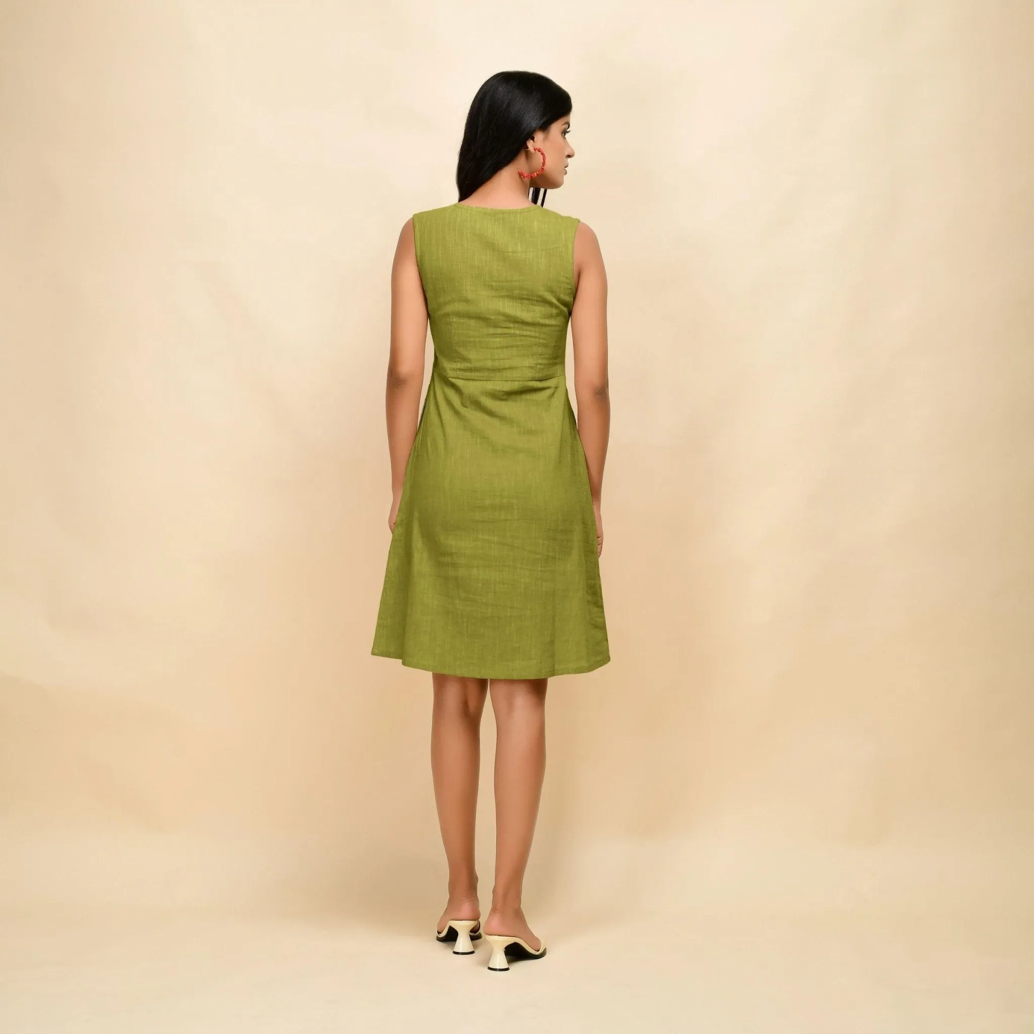 Green Cotton Slim Fit Sleeveless Short Dress