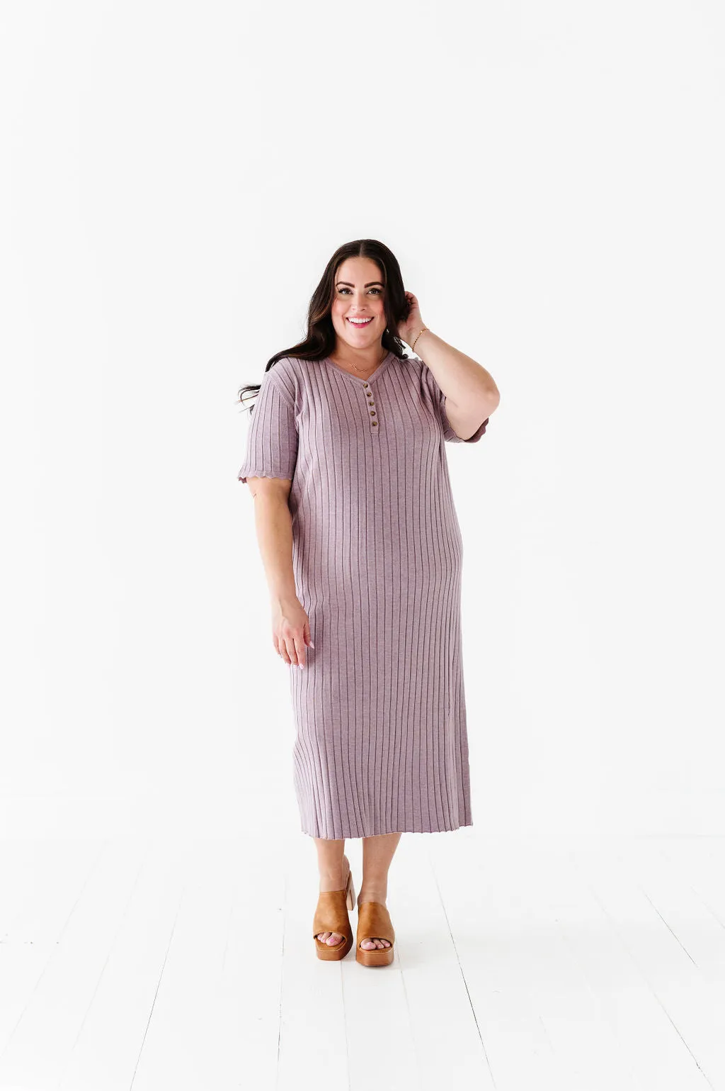 Harper Short Sleeve Dress in Lavender