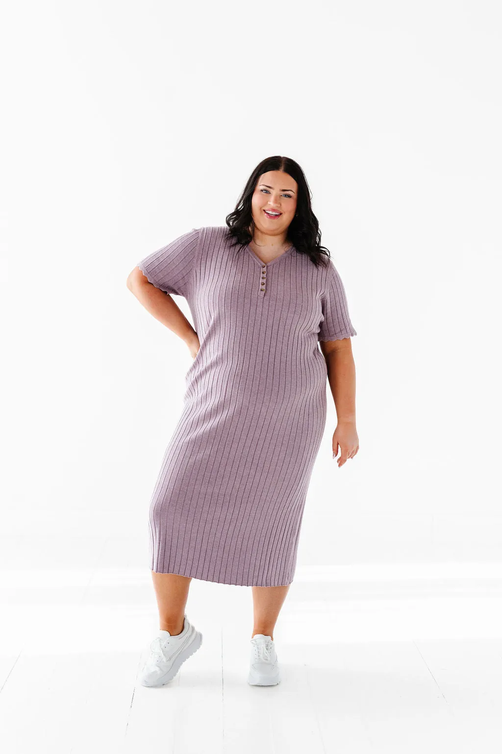 Harper Short Sleeve Dress in Lavender