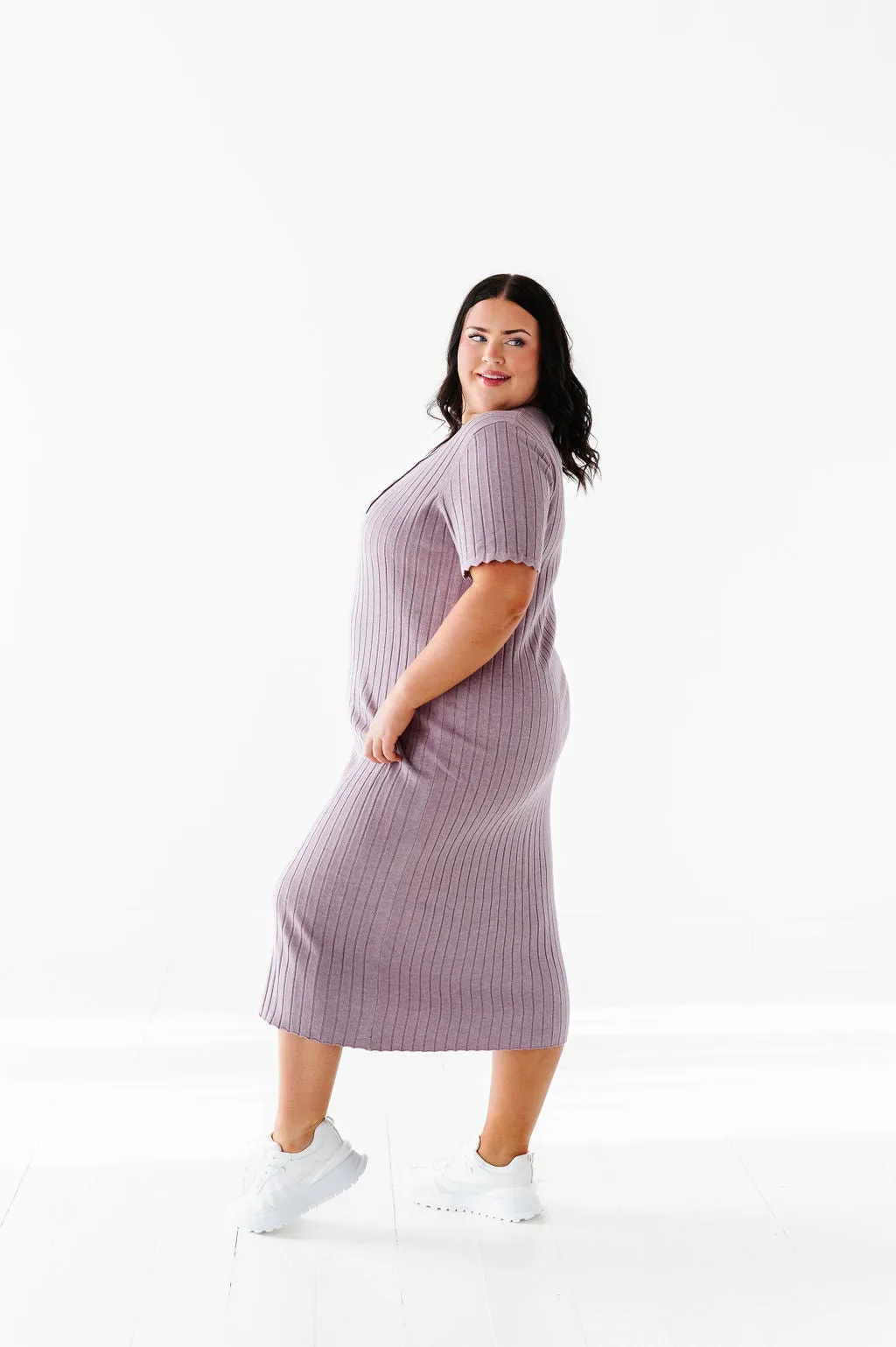 Harper Short Sleeve Dress in Lavender