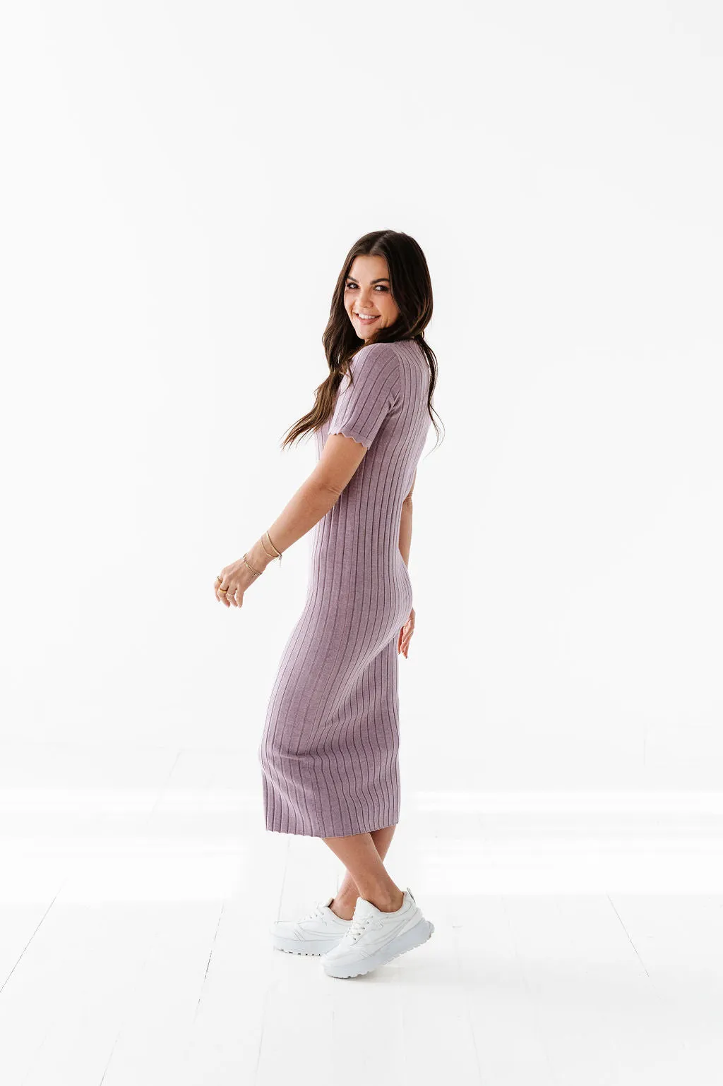 Harper Short Sleeve Dress in Lavender