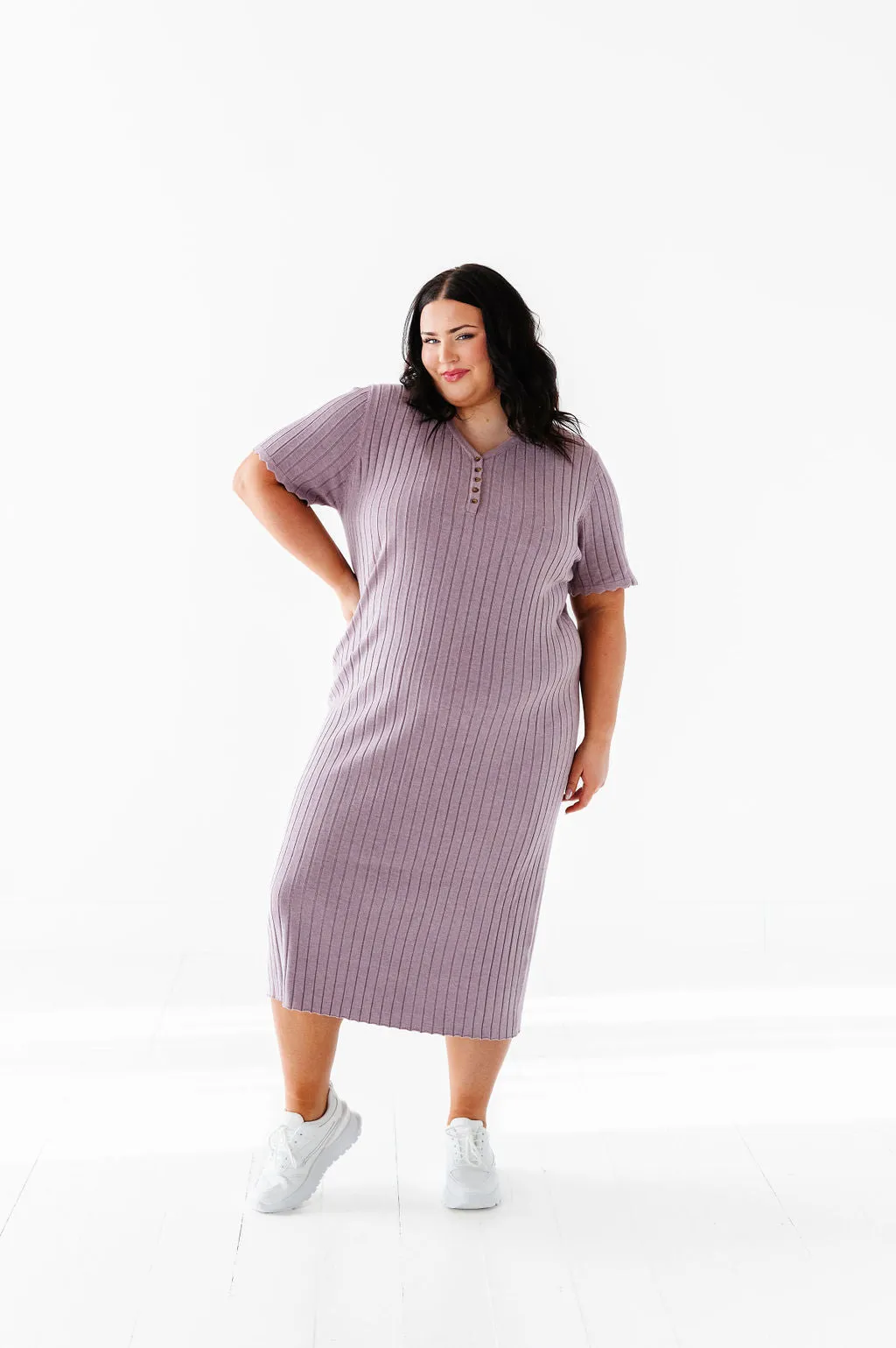 Harper Short Sleeve Dress in Lavender