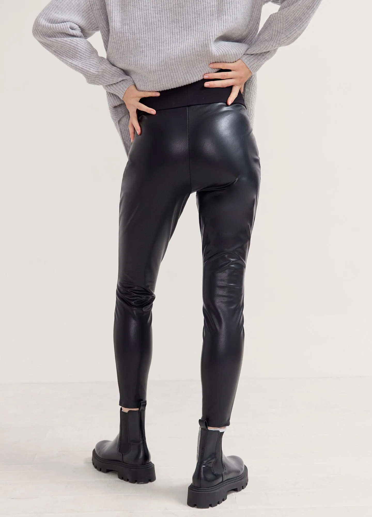 The Vegan Stretch Leather Legging